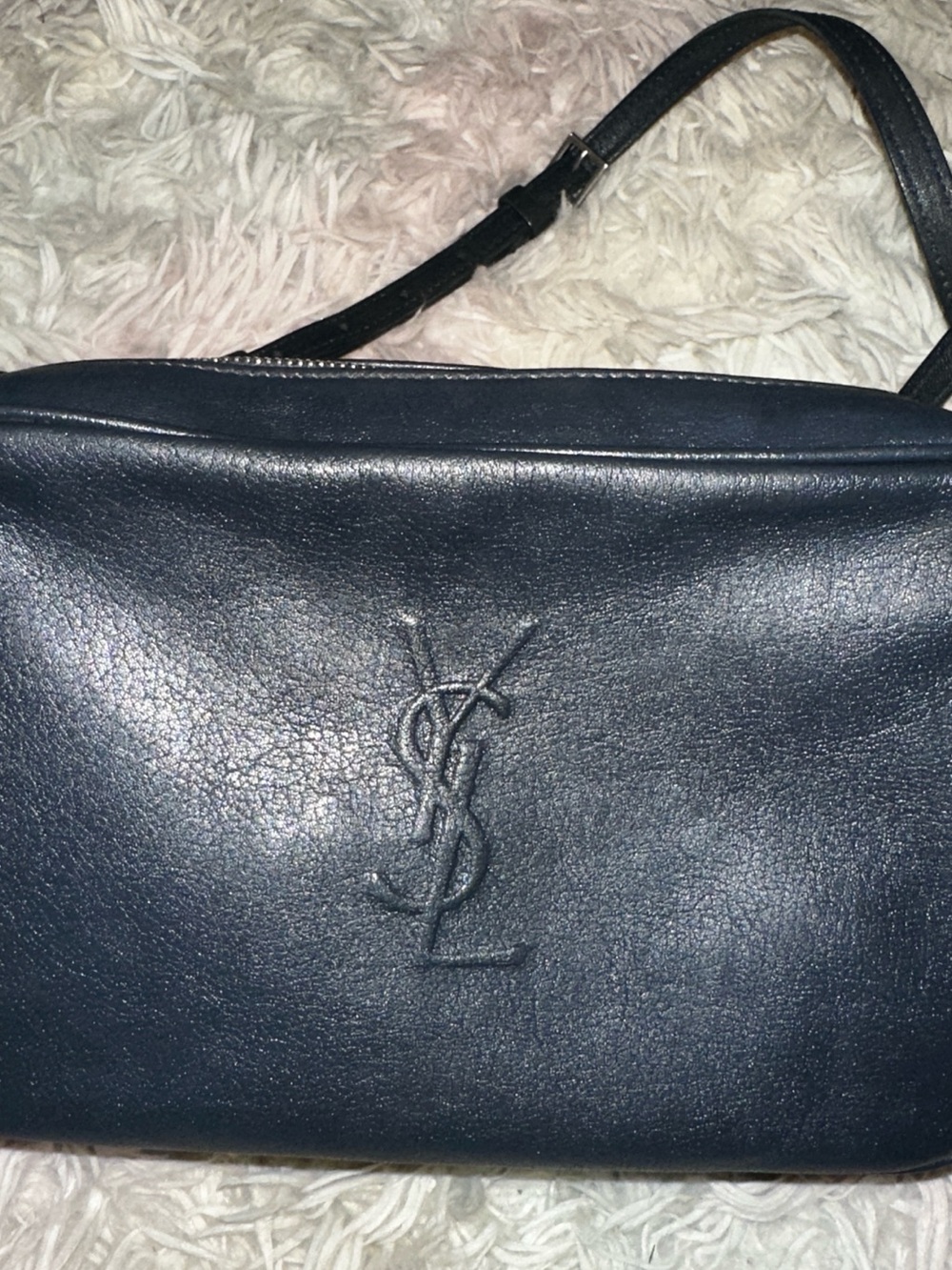 Saint Laurent Lou Smooth Leather Monogram Grey Camera Bag - Picture 4 of 13